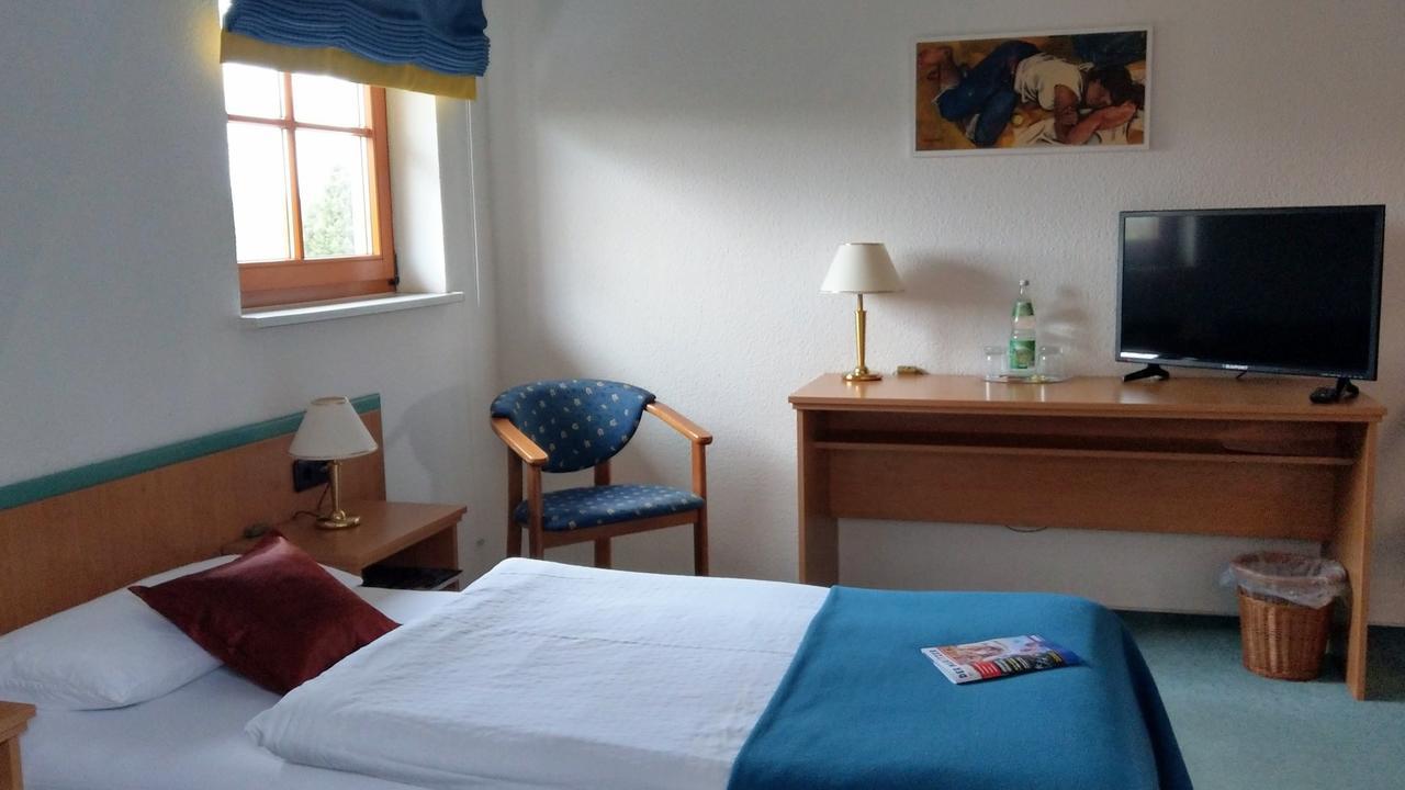 Landpension Zum Kleinen Urlaub Wredenhagen ภายนอก รูปภาพ